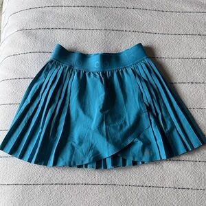 ALO Yoga Women's Teal Aces Skirt